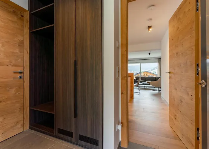 度假居 Grebenzen Starnberg 60b *